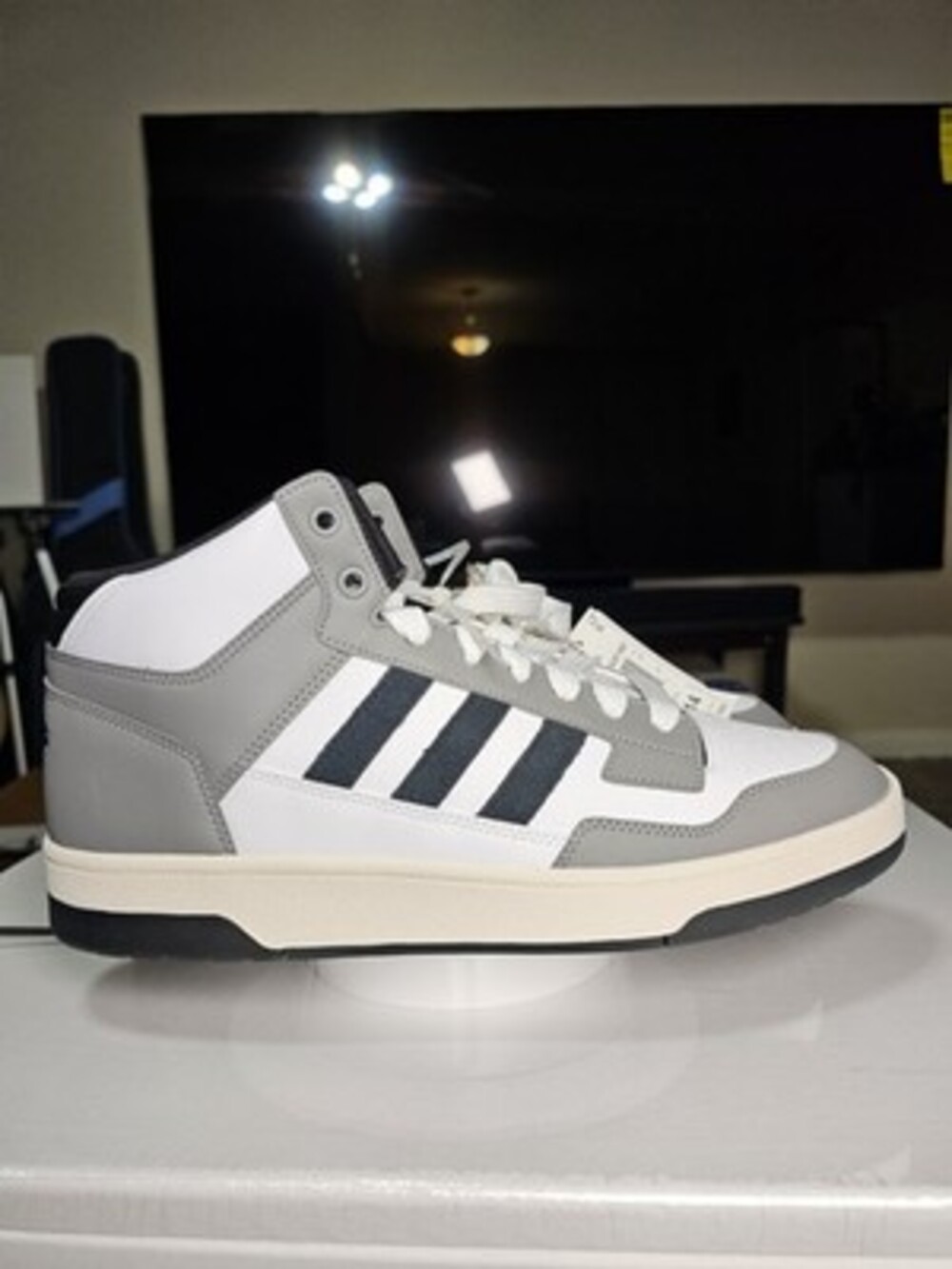 Adidas Rapid Court Mid Men’s White Gray Black Sneakers Size 13 JP5866